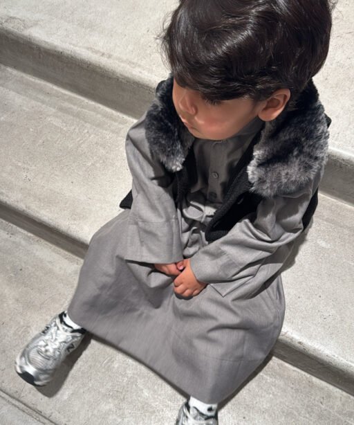 Alternative view of FUR VEST