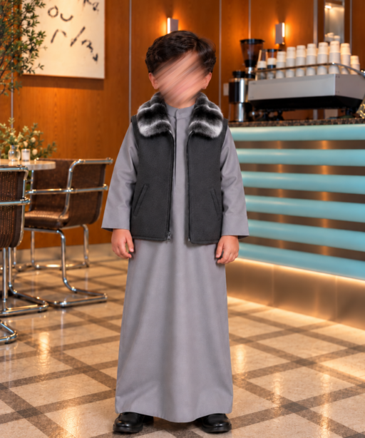 Alternative view of GREY FUR VEST